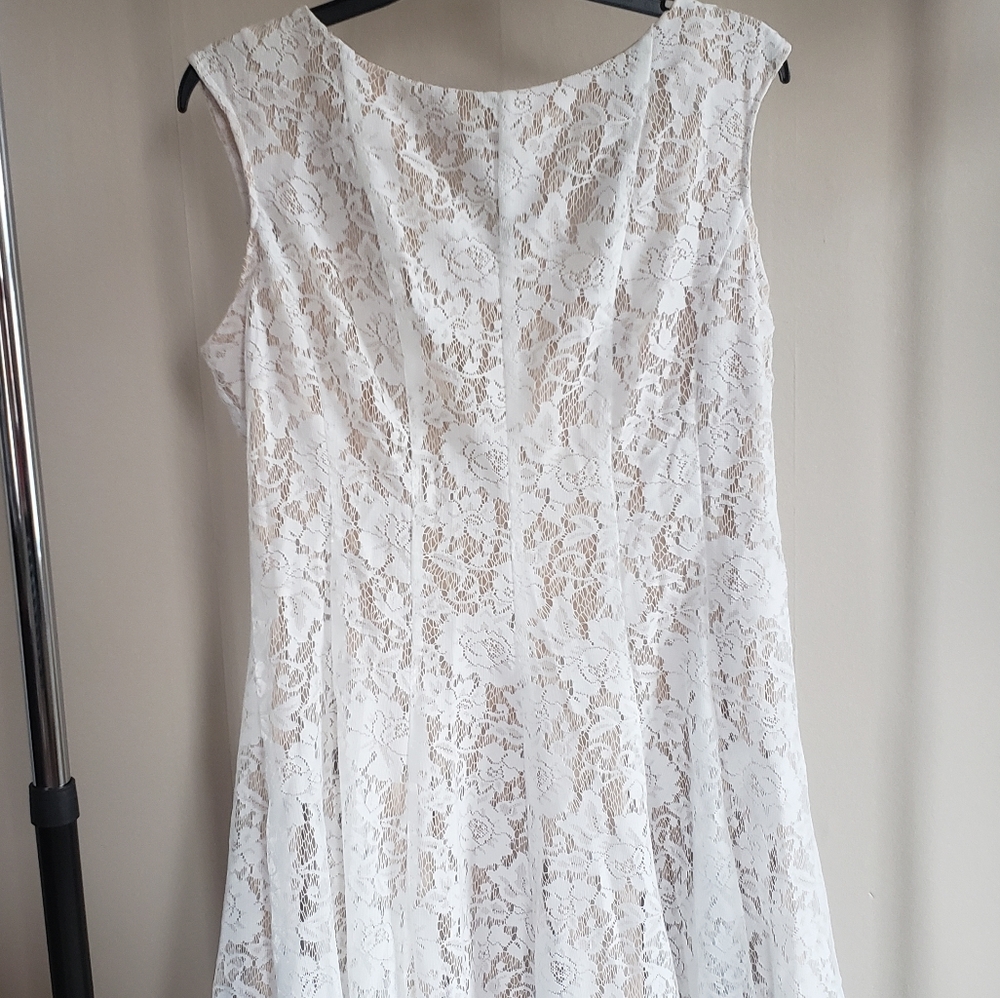 NWT size 16 Danny and nicole white lace dress